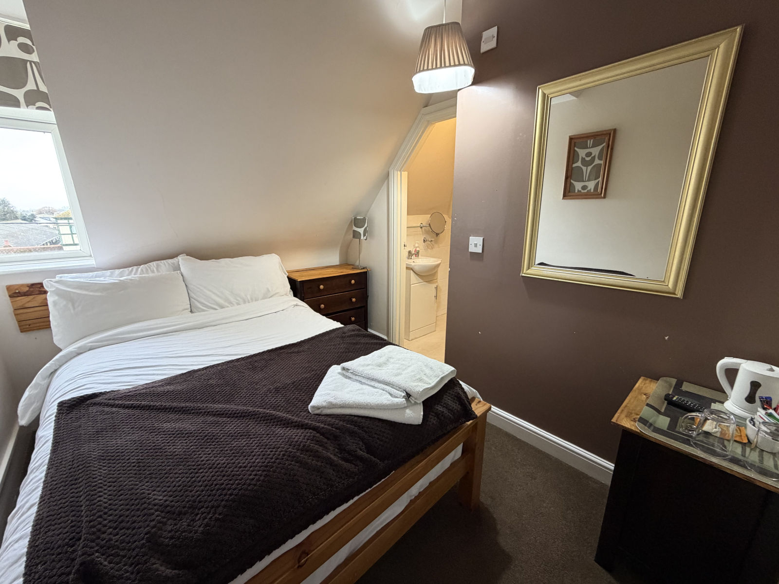 Single En-suite Room